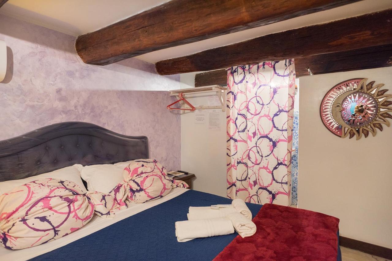 Le Stanze Di Mimi Bed & Breakfast Наполи Екстериор снимка